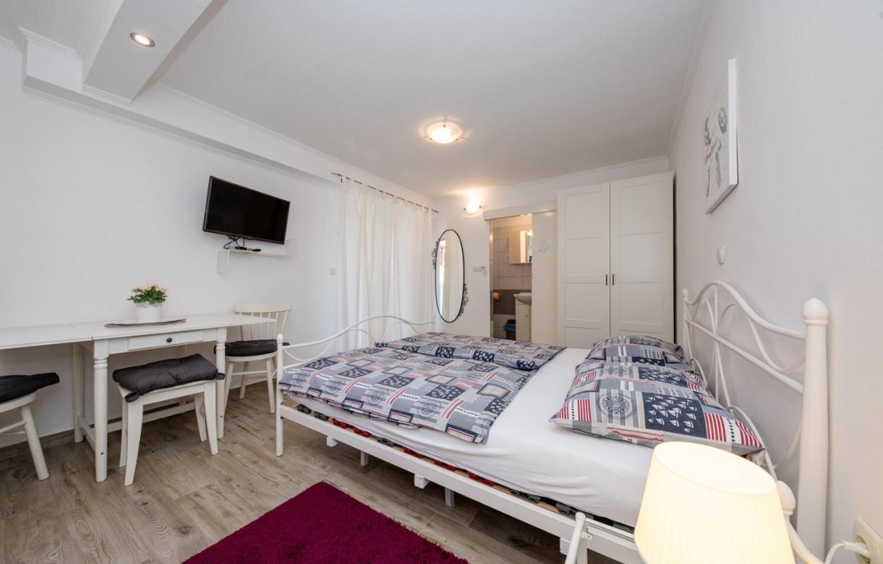 Apartments Makaus スペタルスカ・ドラガ エクステリア 写真