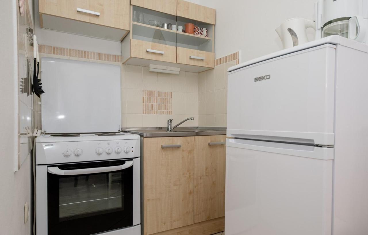 Apartments Makaus スペタルスカ・ドラガ 部屋 写真